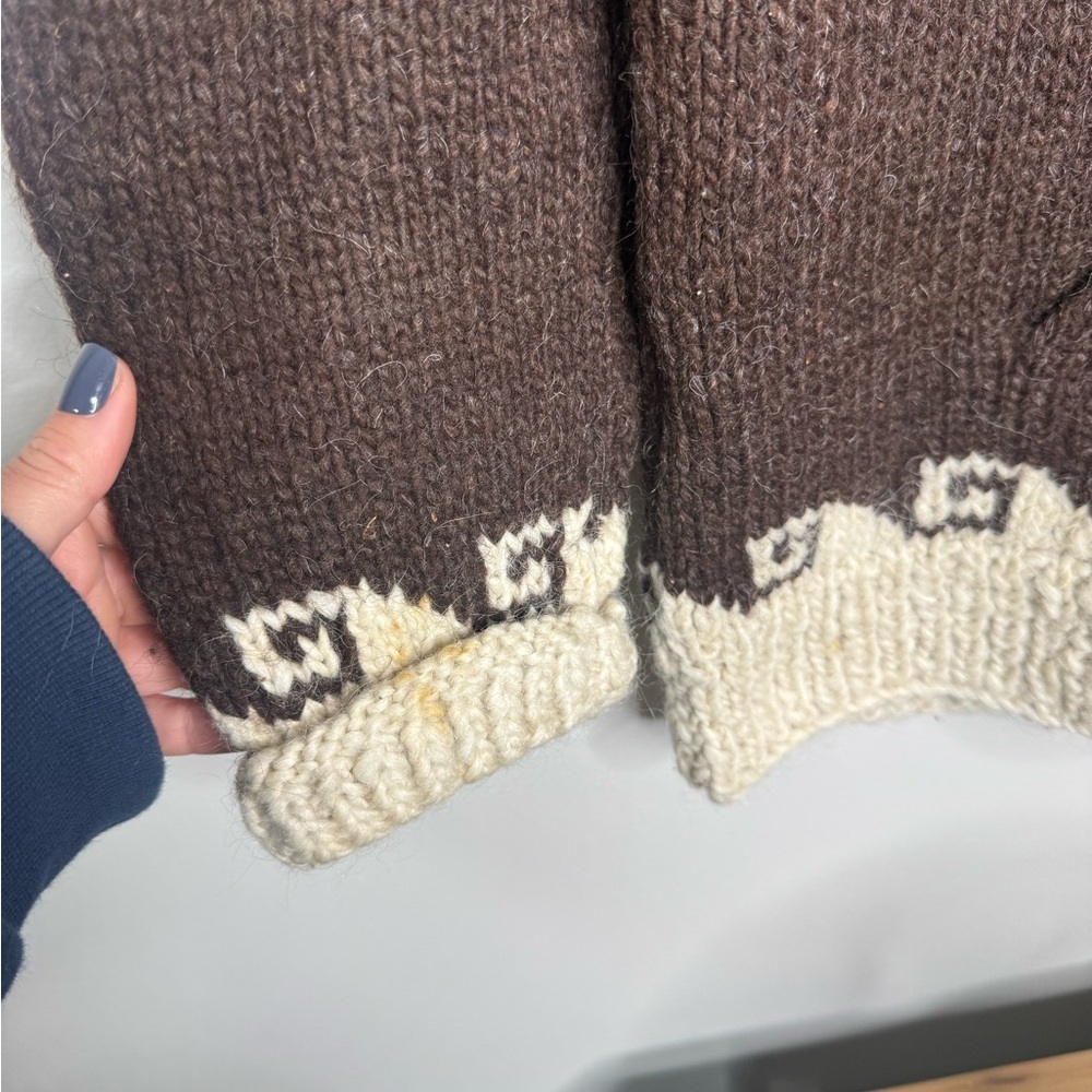 Vintage 100% Wool sweater Brown and Cream Knit Sweater with Patterned Design - Picture 3 of 5